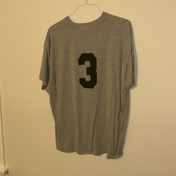 XXL Buffalo Wild Wings Shirt - Picture 3 of 3